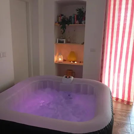 בית נופש Maison Valentina מונופולי