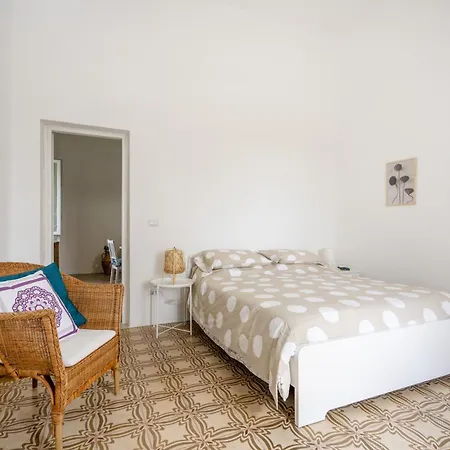 בית נופש Maison Valentina מונופולי